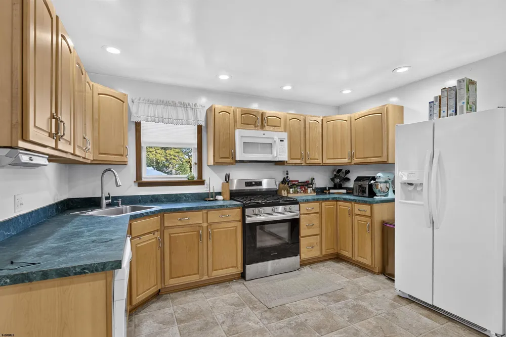 421 Shore Road Somers Point, NJ 08244