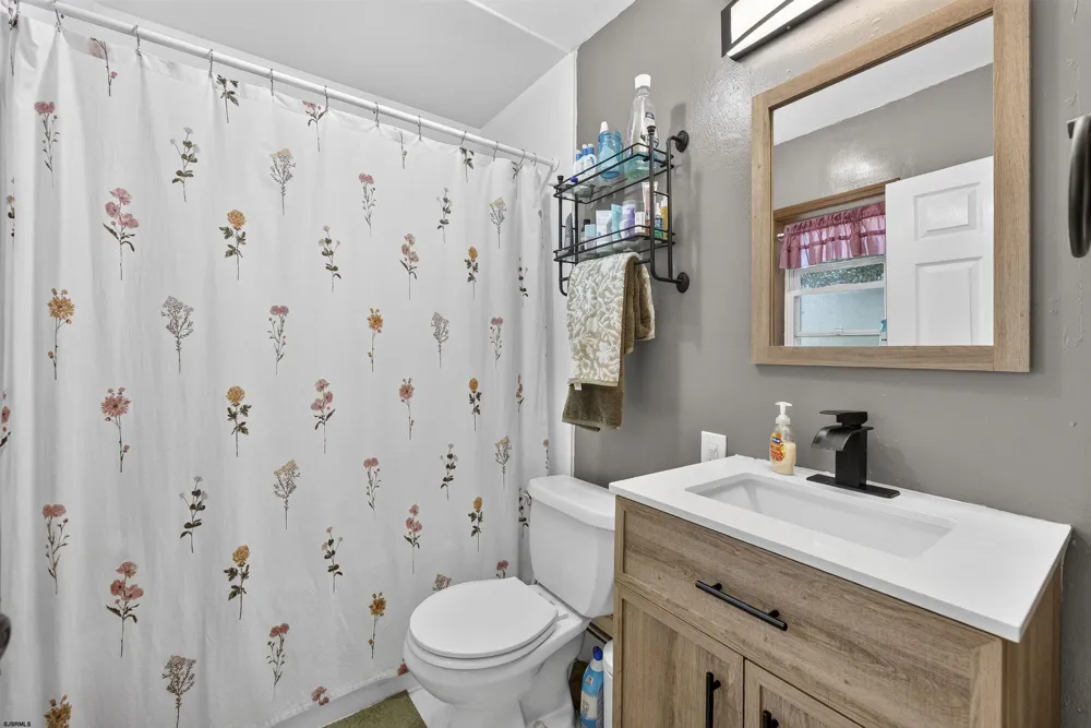421 Shore Road Somers Point, NJ 08244
