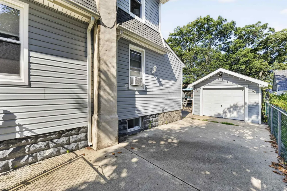 421 Shore Road Somers Point, NJ 08244