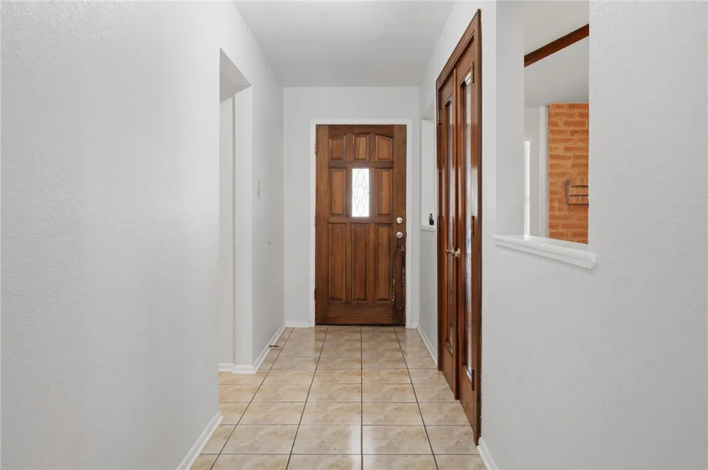 2007 Memorial Parkway Portland, TX 78374