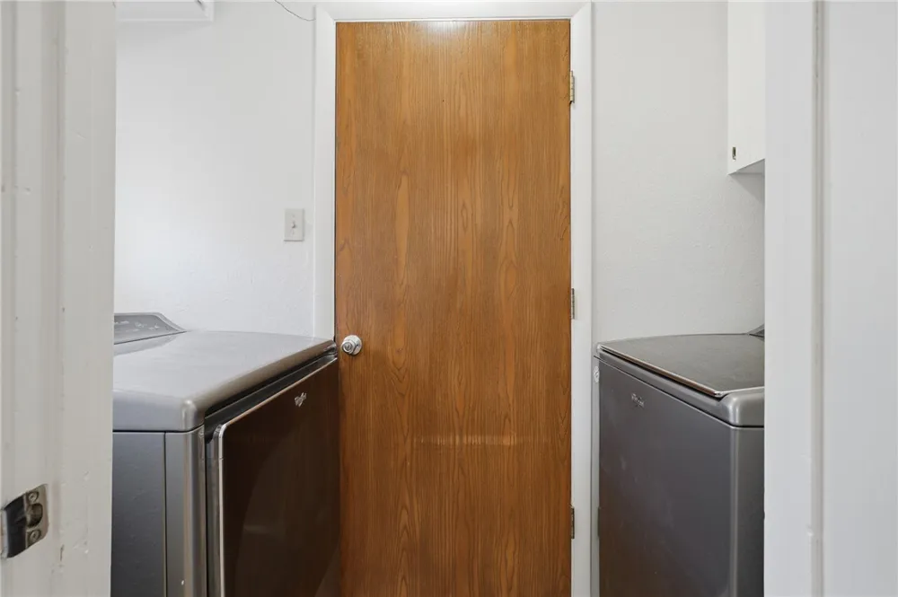 2007 Memorial Parkway Portland, TX 78374