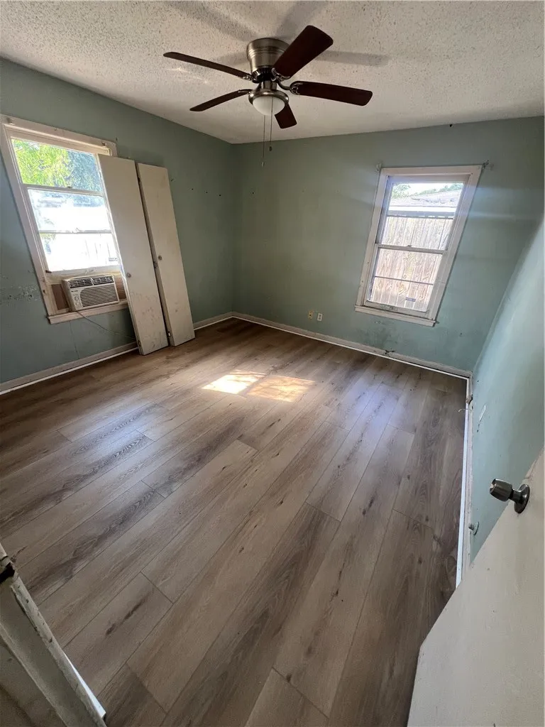 4609 Mokry Drive Corpus Christi, TX 78415