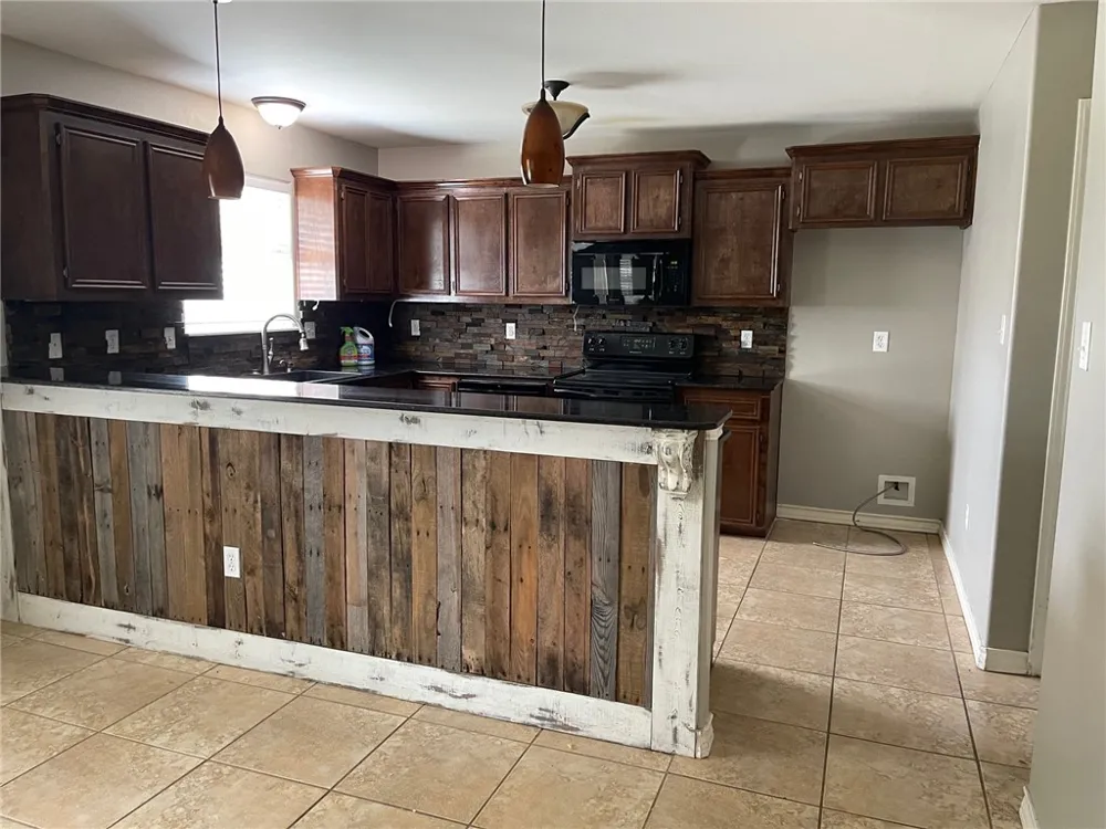 3334 Wood Creek Drive Corpus Christi, TX 78410