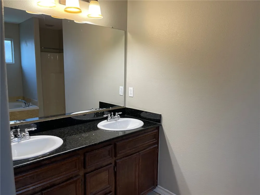 3334 Wood Creek Drive Corpus Christi, TX 78410
