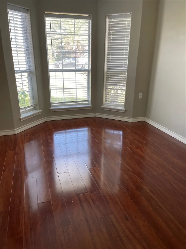 3334 Wood Creek Drive Corpus Christi, TX 78410