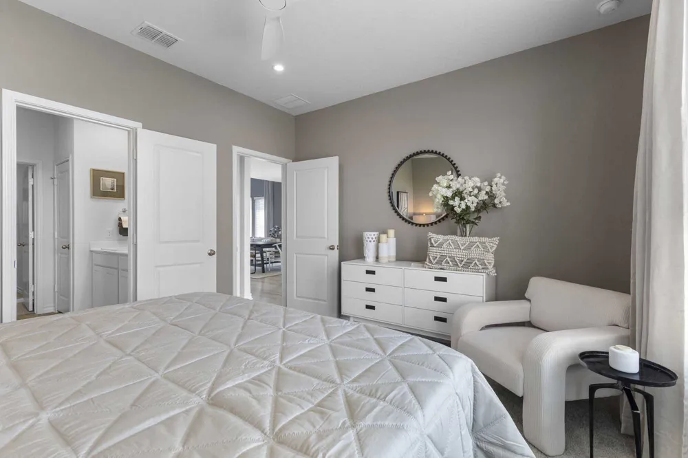105 Hatari Trail Jarrell, TX 76537