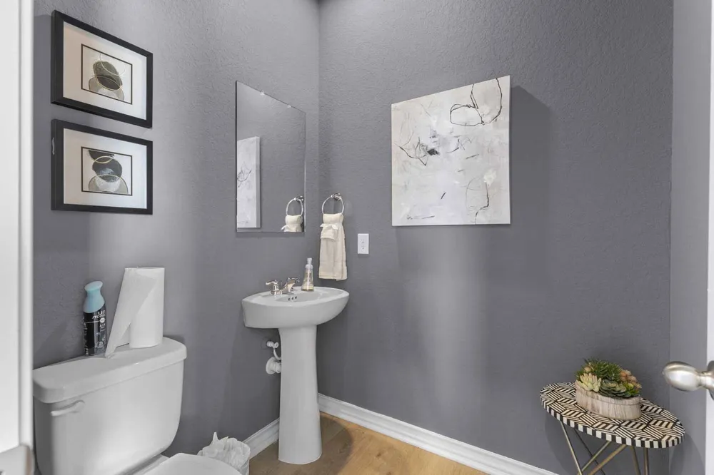 105 Hatari Trail Jarrell, TX 76537