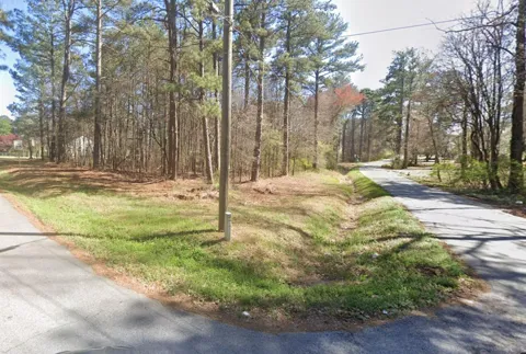 Oak Avenue