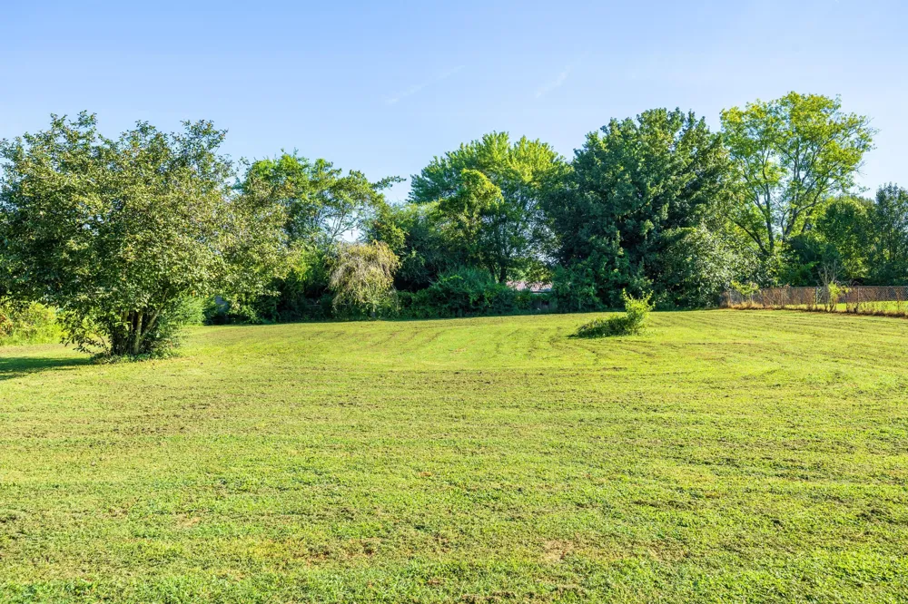 355 Price Circle Spring City, TN 37381