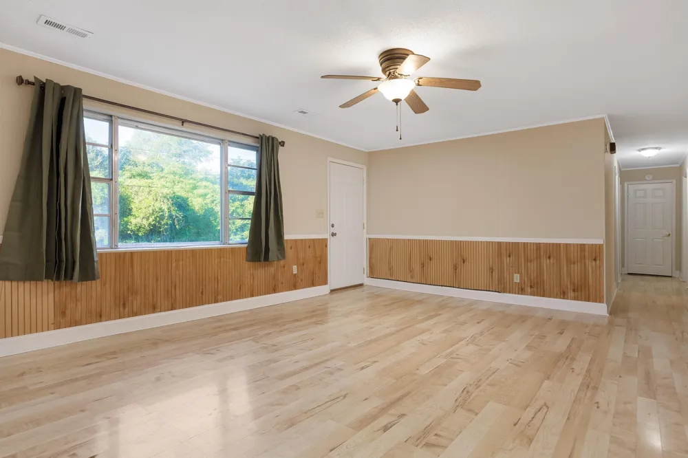 355 Price Circle Spring City, TN 37381