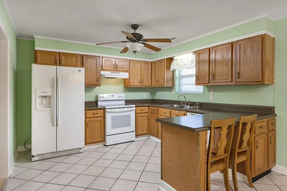 355 Price Circle Spring City, TN 37381