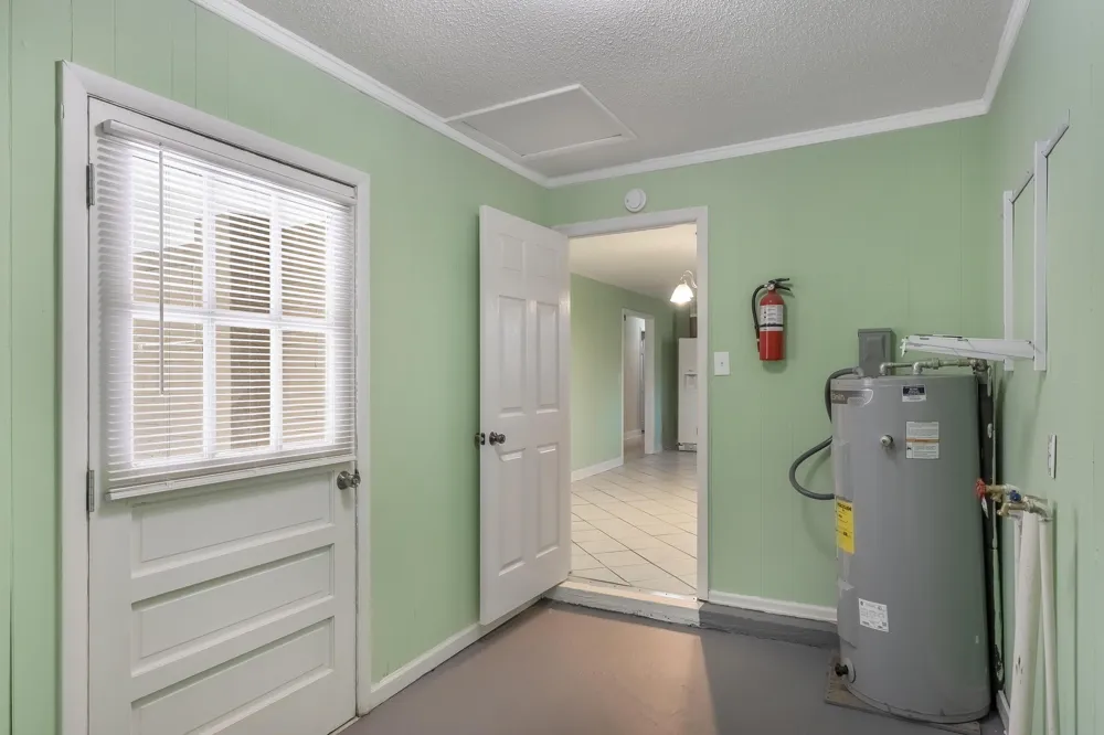355 Price Circle Spring City, TN 37381
