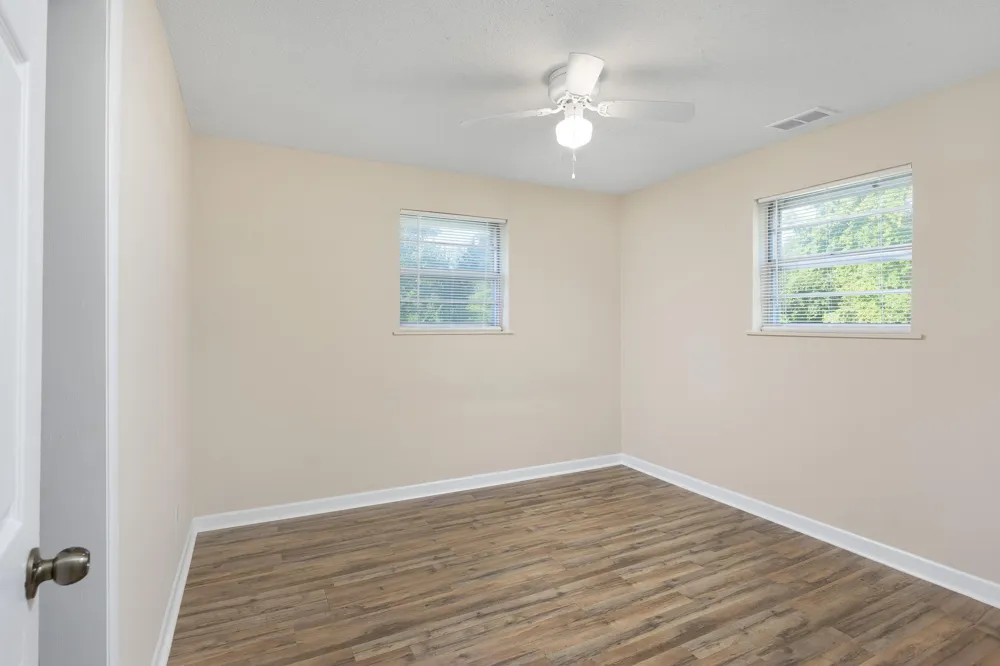 355 Price Circle Spring City, TN 37381