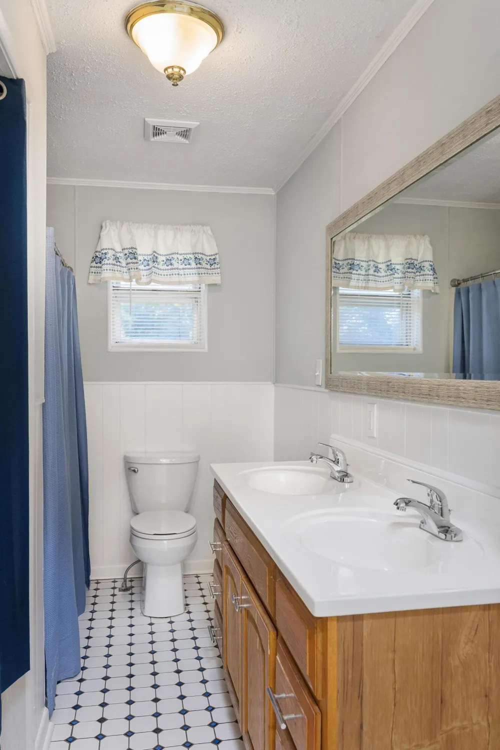 355 Price Circle Spring City, TN 37381