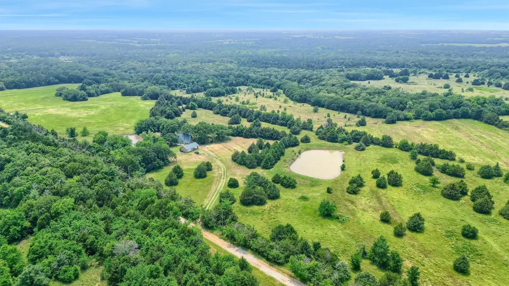 263 Rio Roxo RD Gordonville, TX 76245