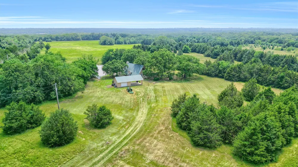 263 Rio Roxo RD Gordonville, TX 76245