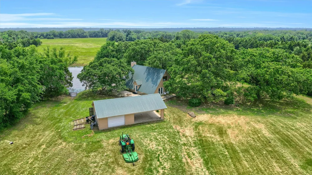 263 Rio Roxo RD Gordonville, TX 76245