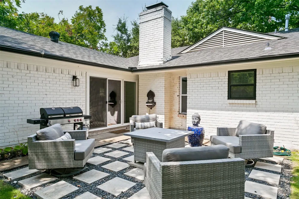 12420 Wood Manor Circle Farmers Branch, TX 75234