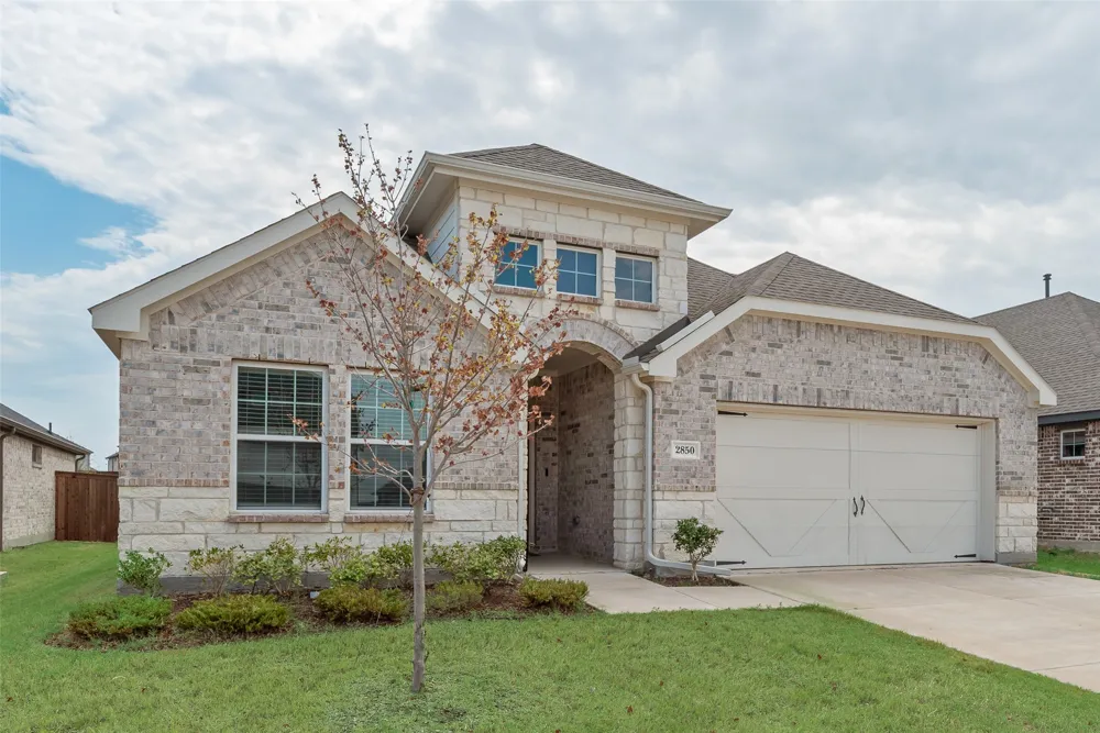 2850 Robertson Way Royse City, TX 75189