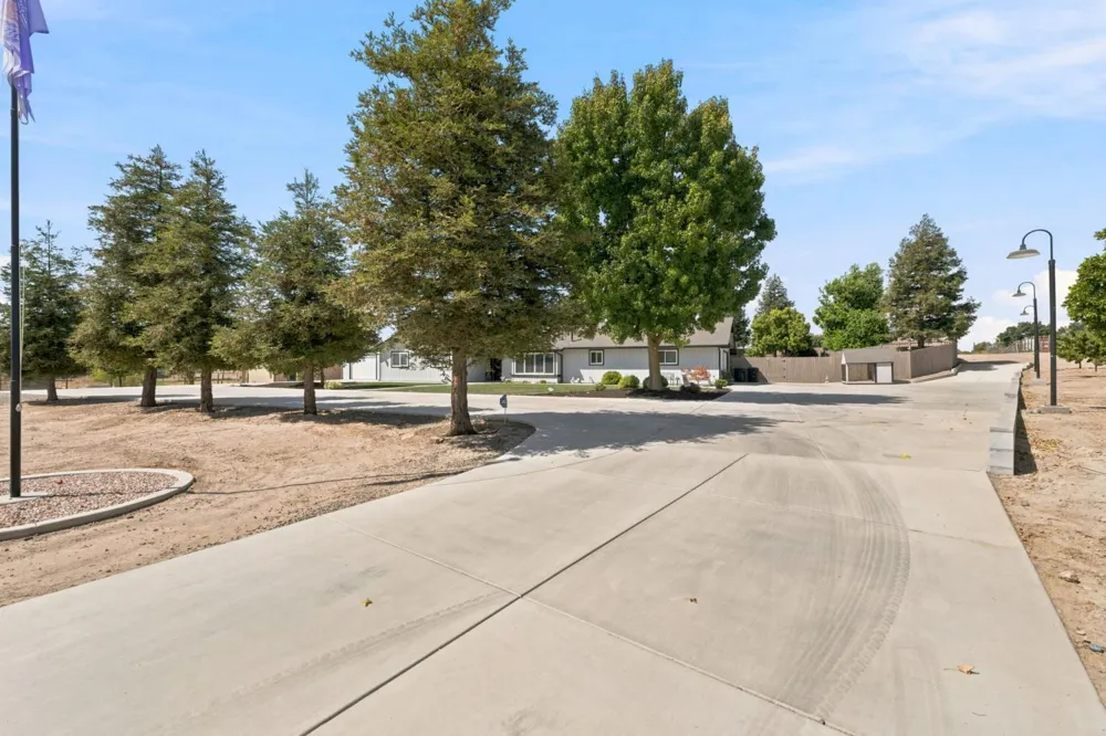 16176 Paula Madera, CA 93636