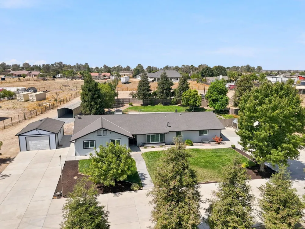 16176 Paula Madera, CA 93636