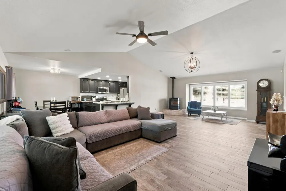 16176 Paula Madera, CA 93636