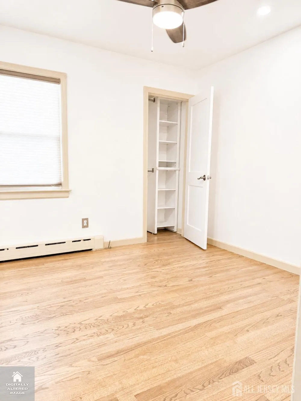 26 kilfoyle Avenue Fords, NJ 08863