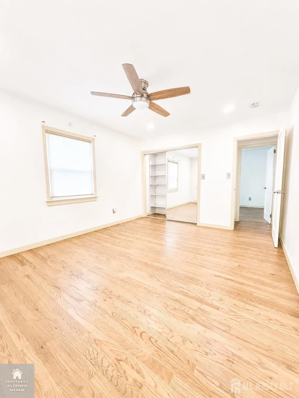 26 kilfoyle Avenue Fords, NJ 08863
