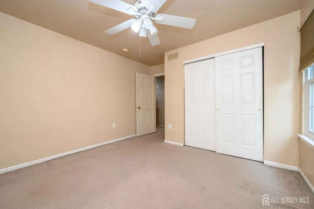 2 Garden Hills Drive Franklin, NJ 08873