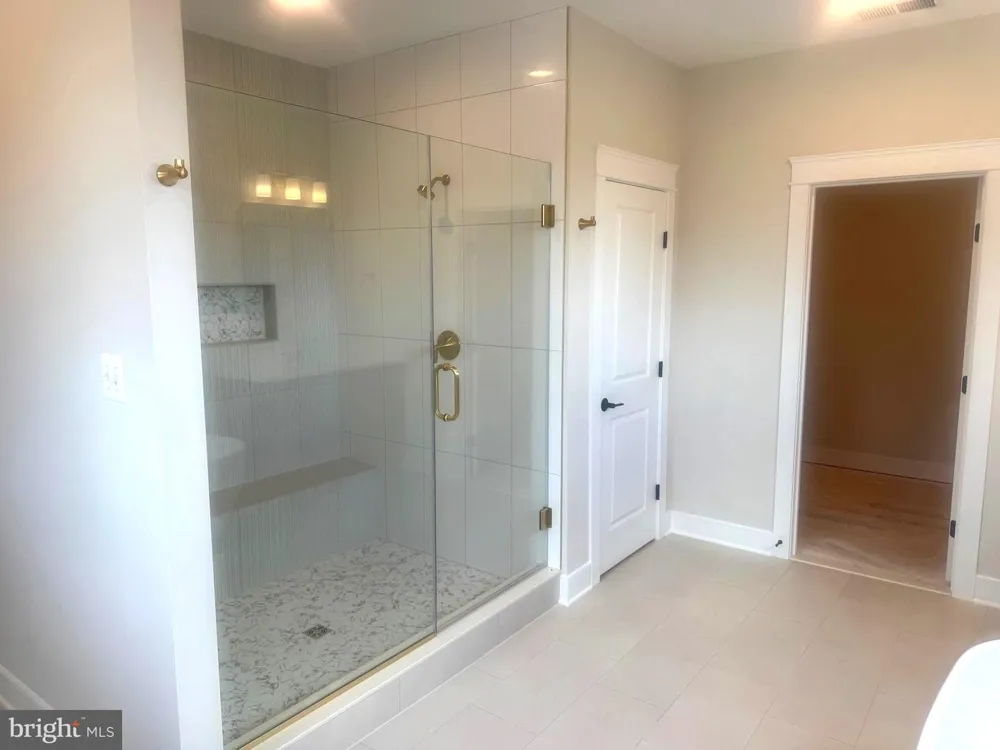 102 KENARD DRIVE Eldersburg, MD 21784