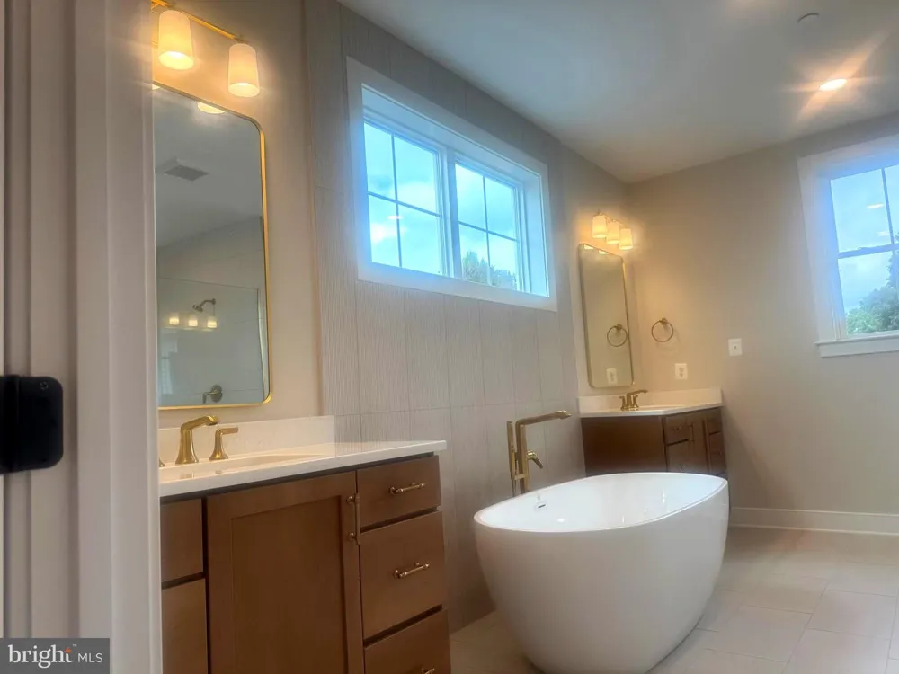 102 KENARD DRIVE Eldersburg, MD 21784