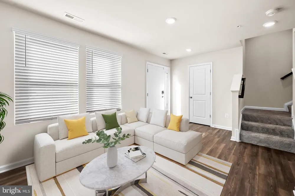 619 S HAVEN STREET Baltimore, MD 21224