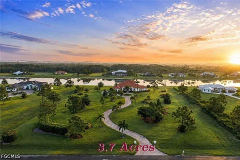 Barefoot Ski Boulevard