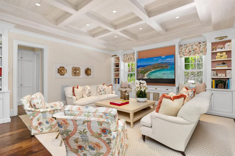 255 Wells Road Palm Beach, FL 33480