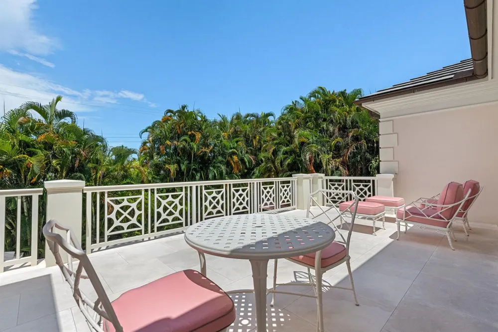 255 Wells Road Palm Beach, FL 33480