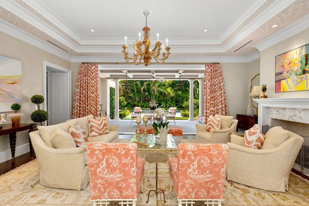 255 Wells Road Palm Beach, FL 33480
