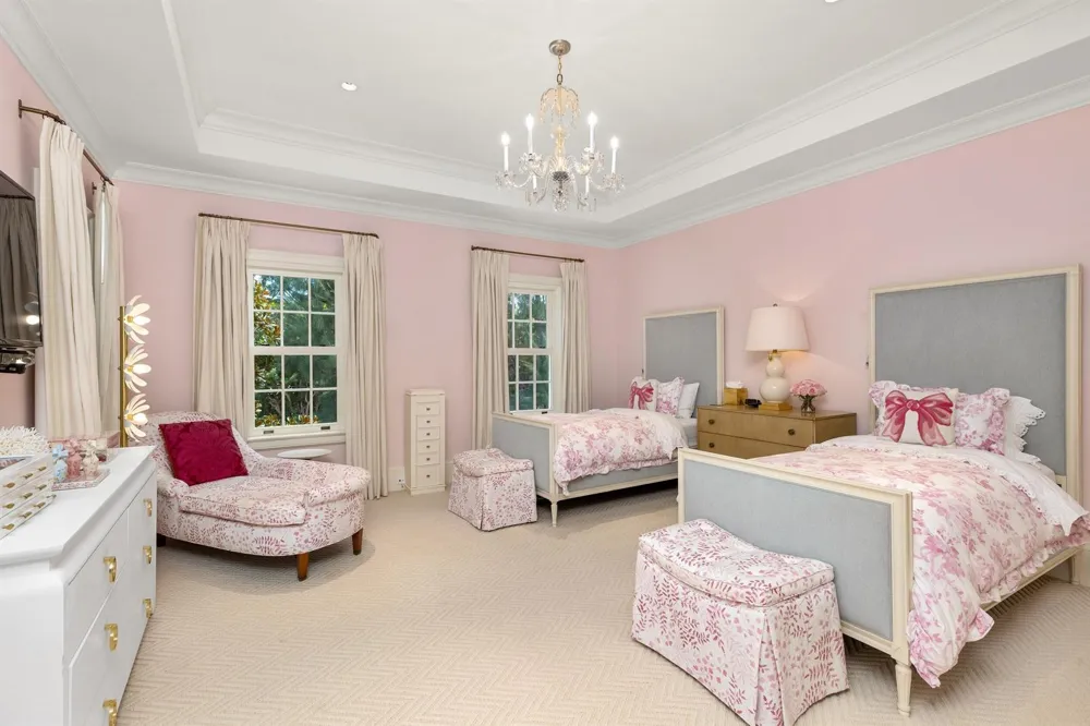 255 Wells Road Palm Beach, FL 33480