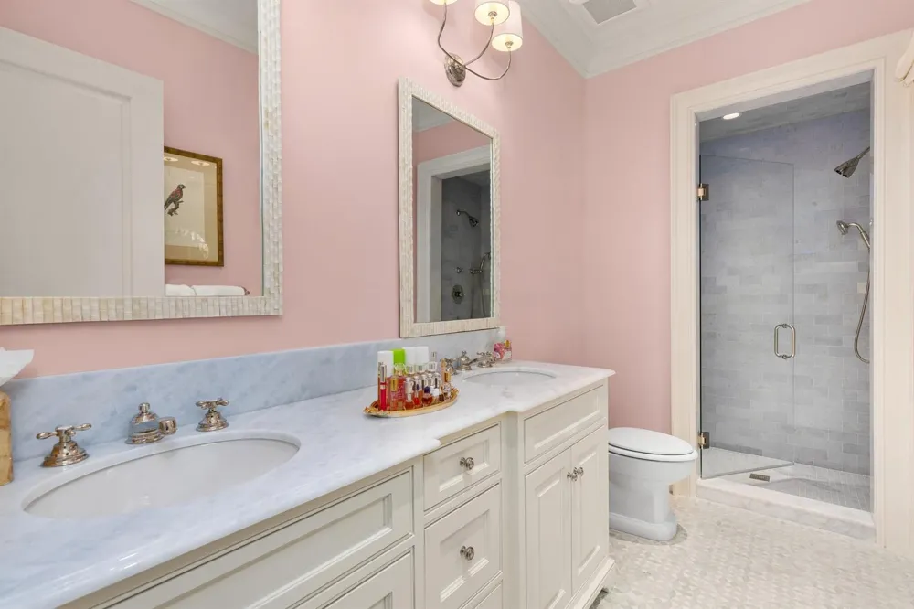 255 Wells Road Palm Beach, FL 33480