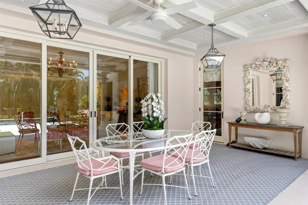 255 Wells Road Palm Beach, FL 33480