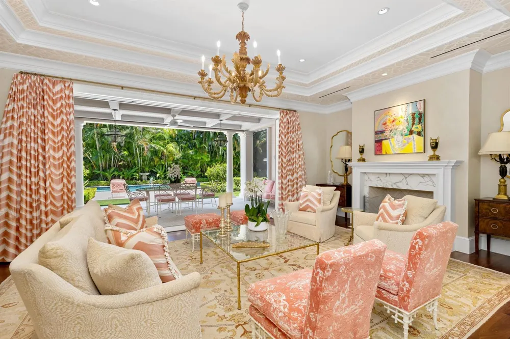 255 Wells Road Palm Beach, FL 33480
