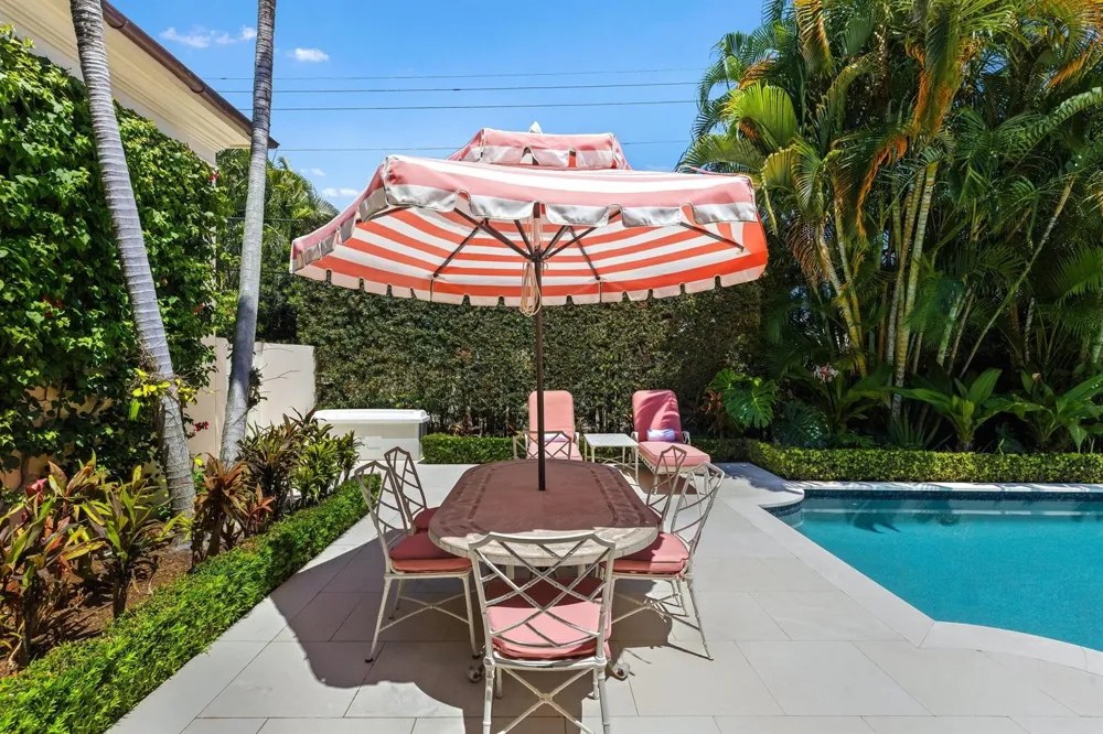 255 Wells Road Palm Beach, FL 33480