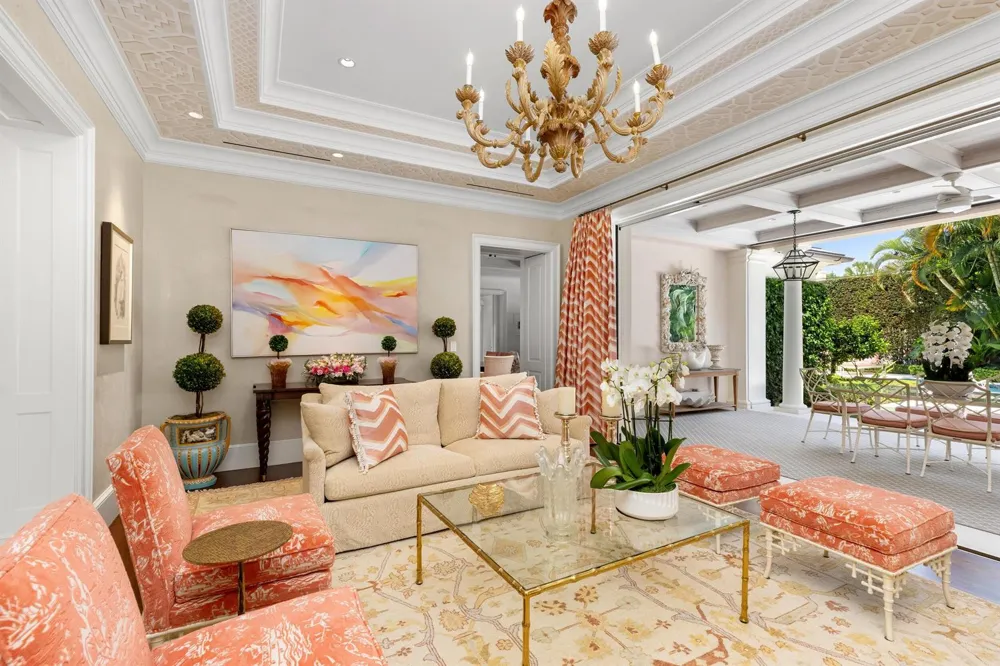 255 Wells Road Palm Beach, FL 33480