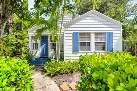 609 PALM STREET