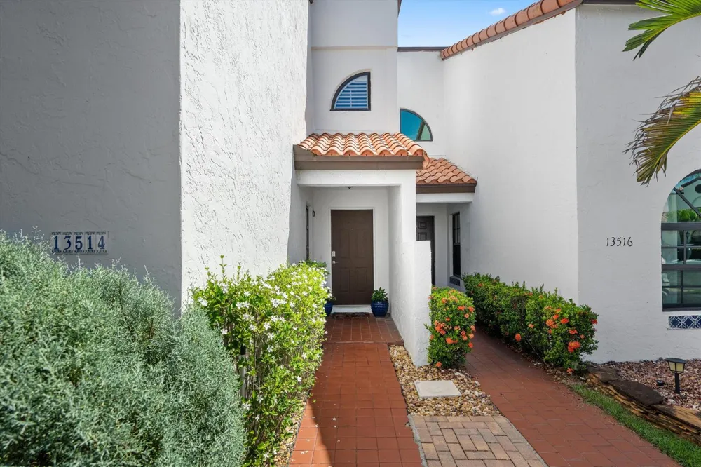 13514 Fountain View Boulevard Wellington, FL 33414