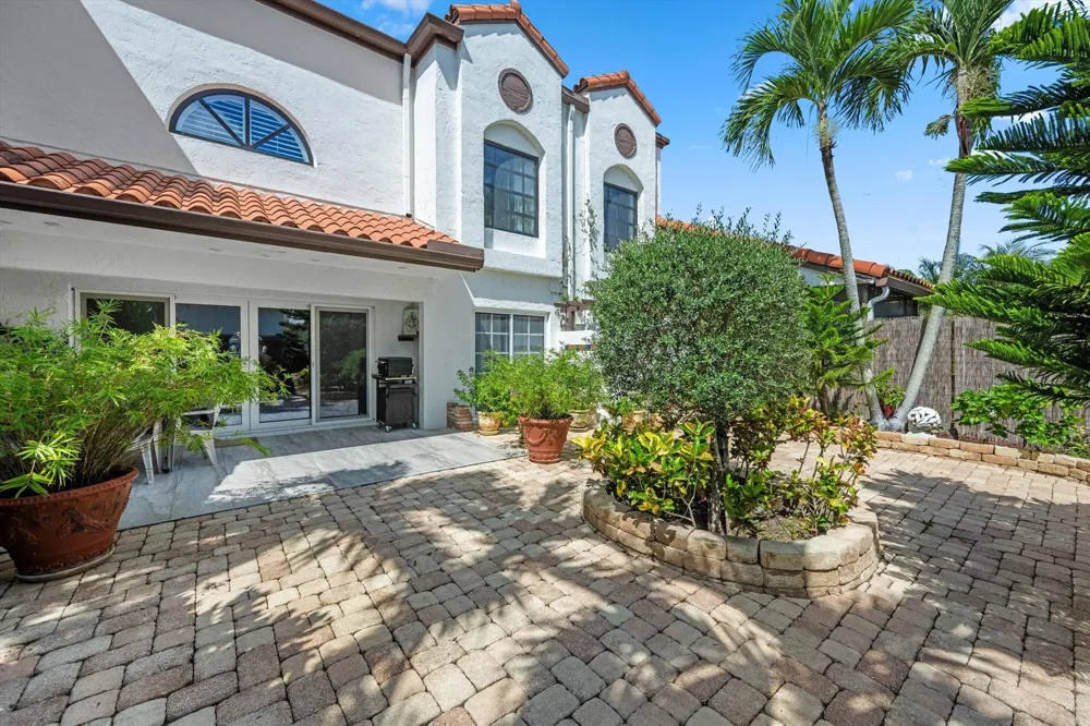 13514 Fountain View Boulevard Wellington, FL 33414
