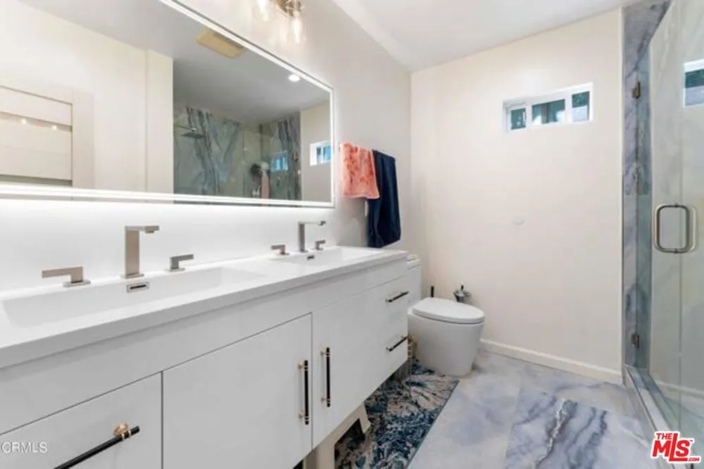 15903 Londelius Street Los Angeles, CA 91343