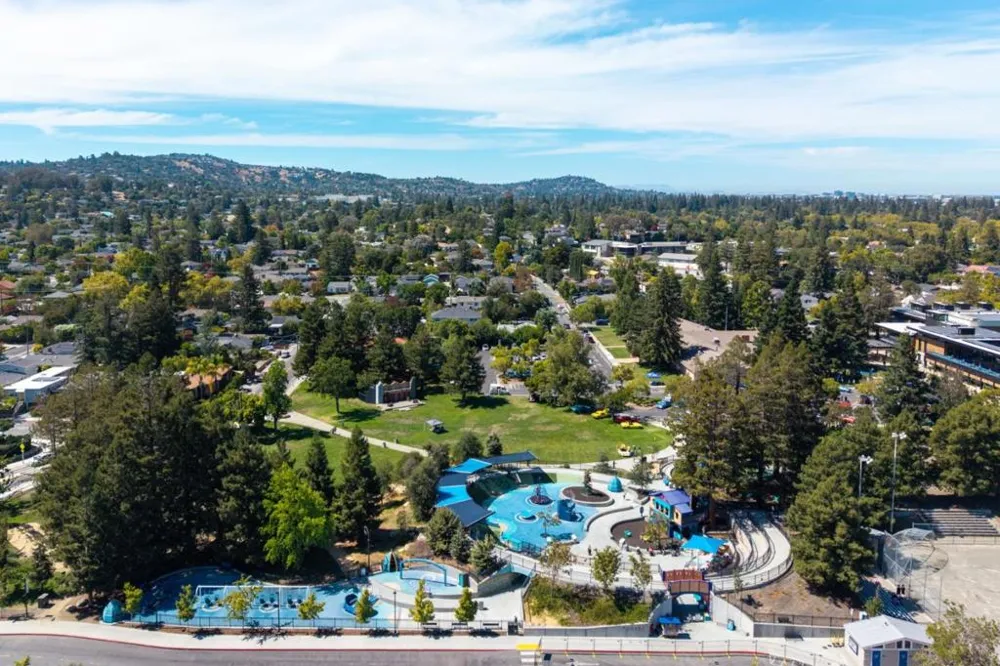 1530 W Selby Lane Redwood City, CA 94061