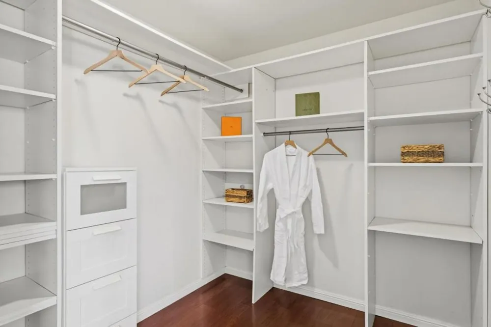 1530 W Selby Lane Redwood City, CA 94061