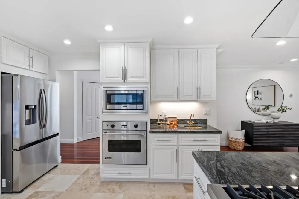1530 W Selby Lane Redwood City, CA 94061