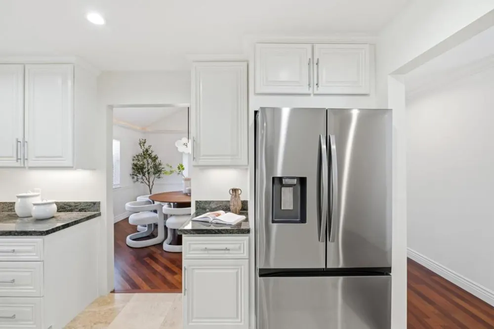 1530 W Selby Lane Redwood City, CA 94061